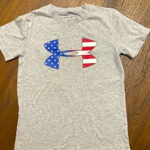 EUC Under Armour  Shirt Youth Small
